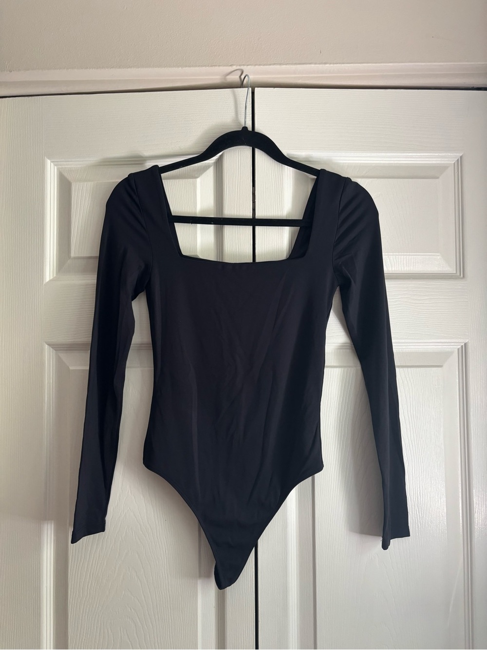 Babaton Contour Squareneck Bodysuit